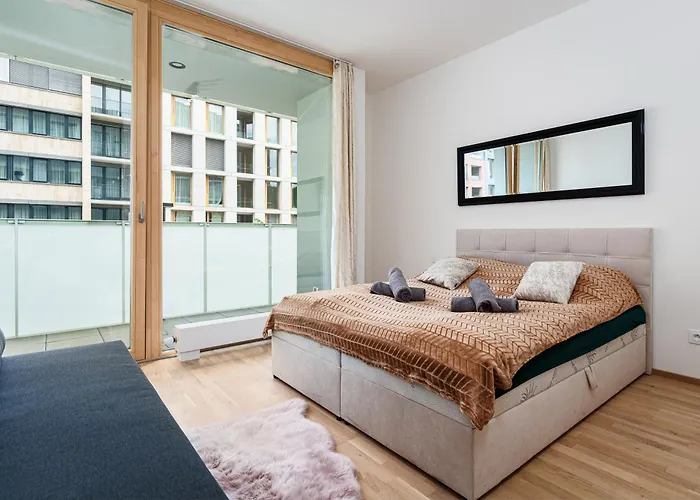 Elvis Deluxe Apartment